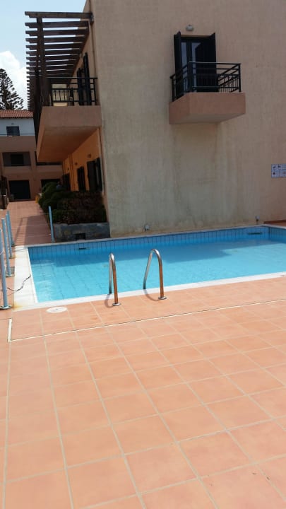 Kleiner Pool m Haus Vasia Resort & Spa