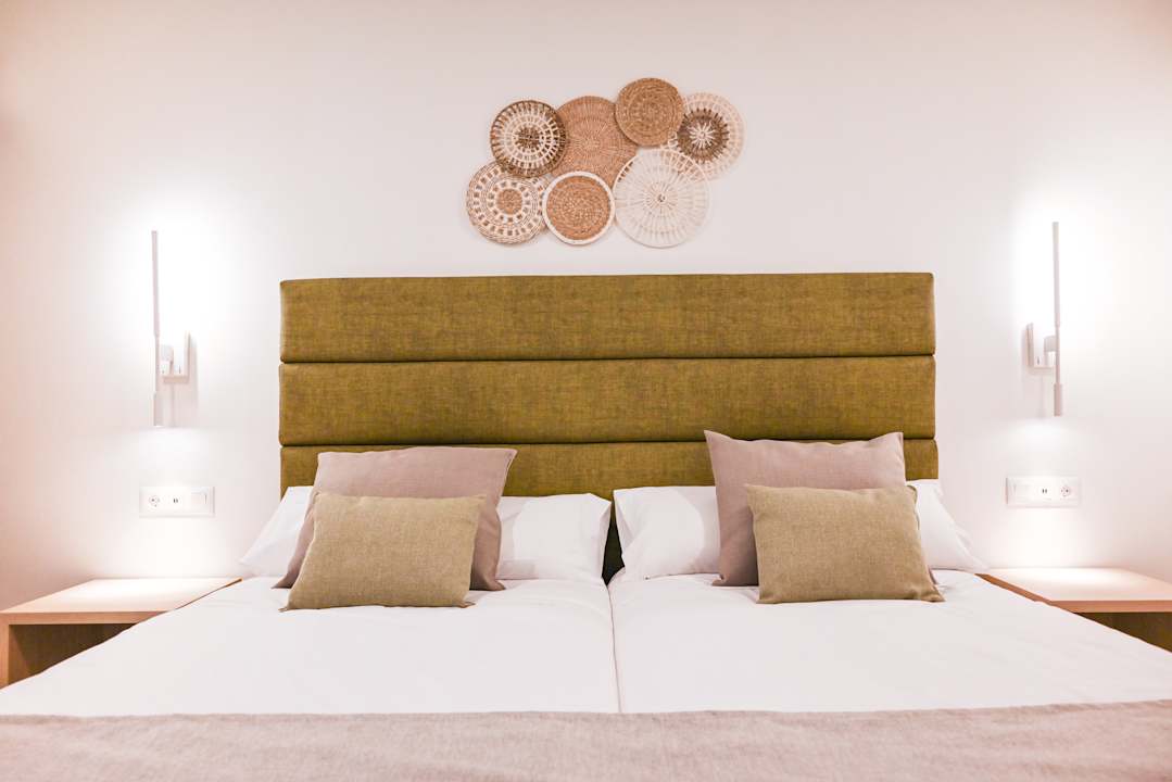 Zimmer HL Miraflor Suites Hotel