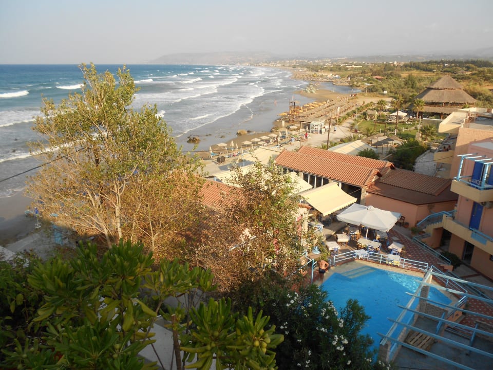 30 Schritte zum Meer  Hotel Corissia Princess