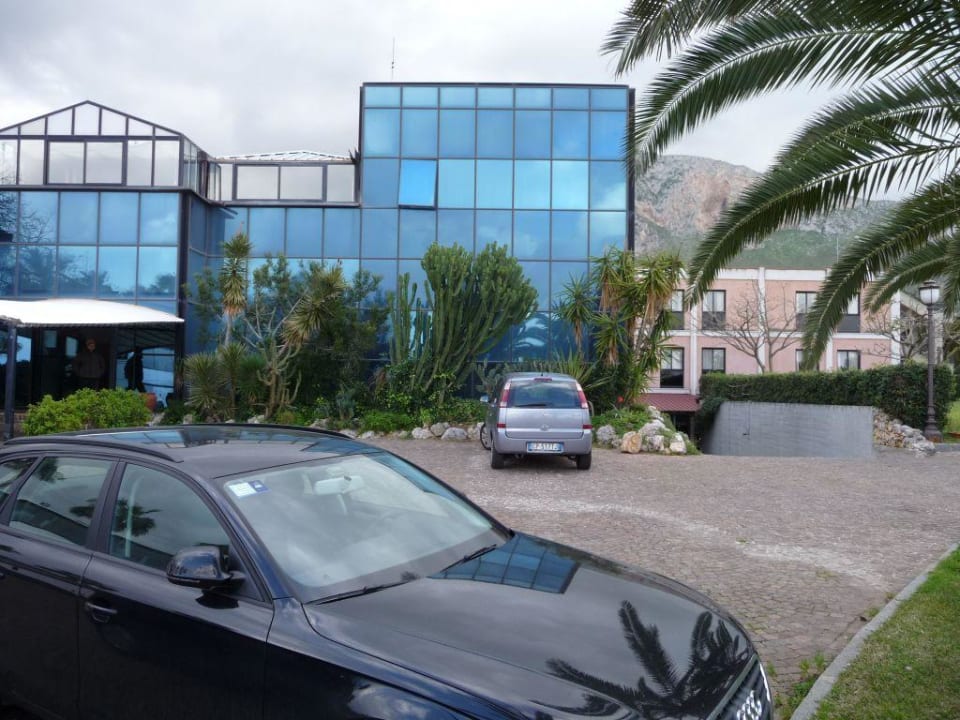 Aussenansicht Hotel Cala Rossa