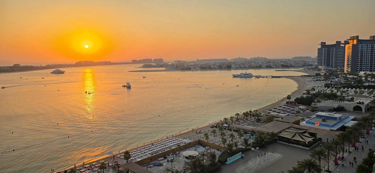 Außenansicht voco Dubai The Palm by IHG