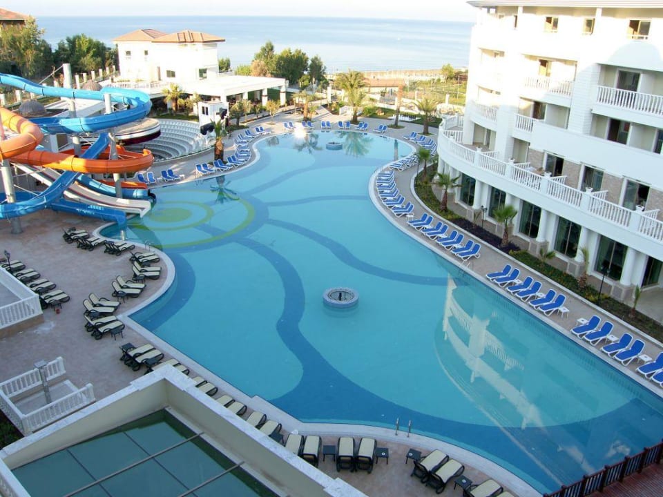 Bild von Poolanlage Alba Queen Hotel