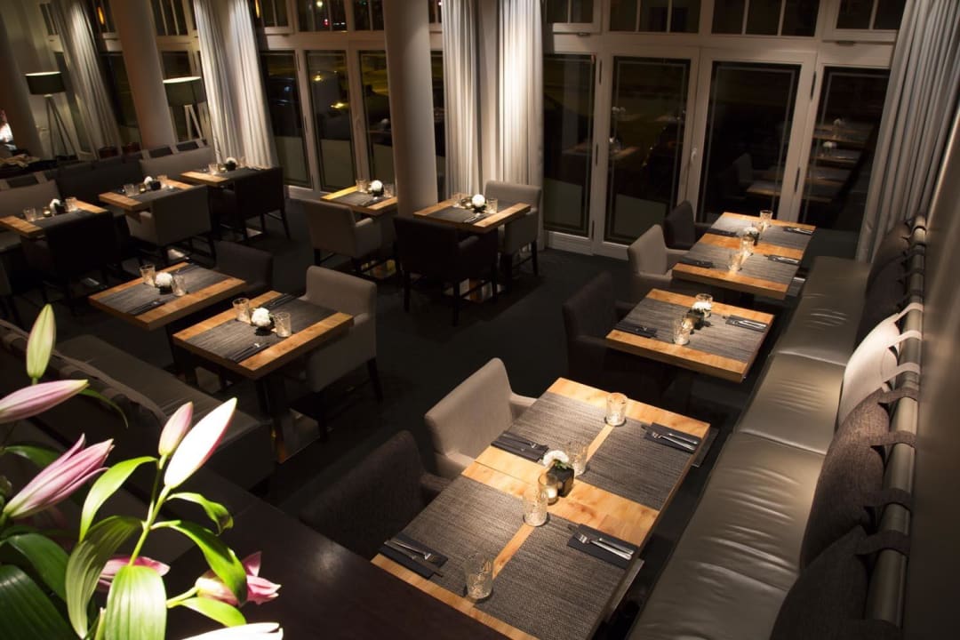 NEWBERLIN Restaurant Hotel NEWBERLIN