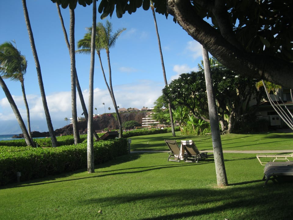 Schön und weitläufig Kaanapali Beach Hotel
