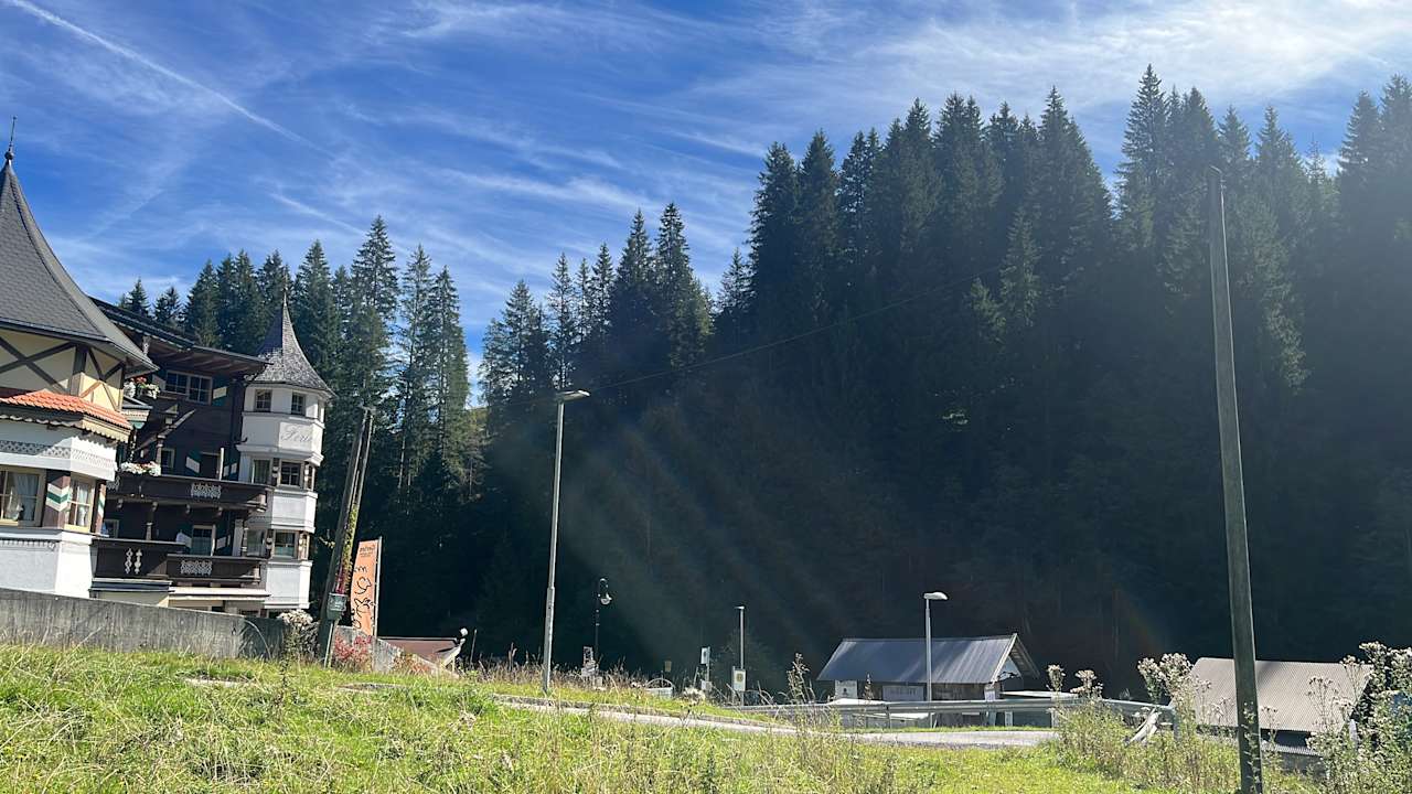 Außenansicht Hotel Alpenhof