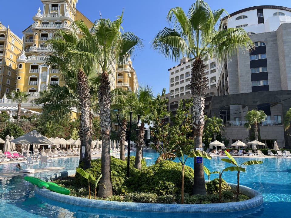 Pool Melas Lara Hotel
