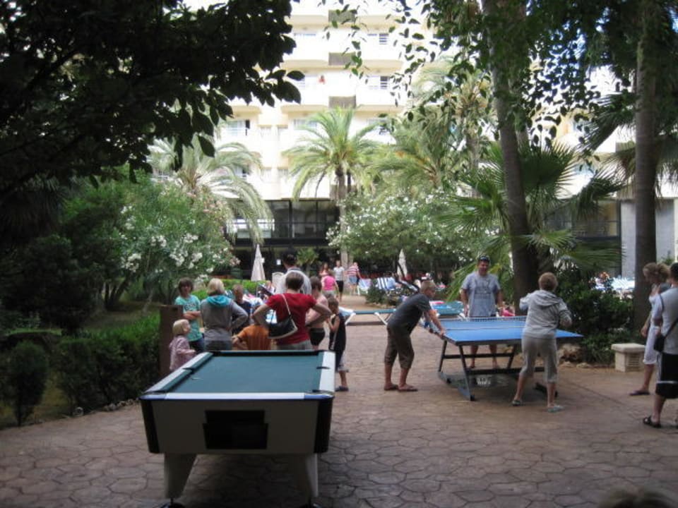 Freizeit wie in einer Jugendgherberge Protur Palmeras Playa Aparthotel