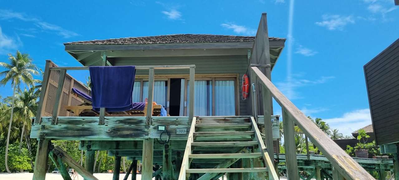 Zimmer Meeru Maldives Resort Island