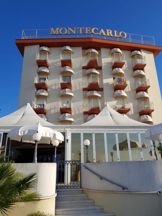 Außenansicht Hotel Montecarlo