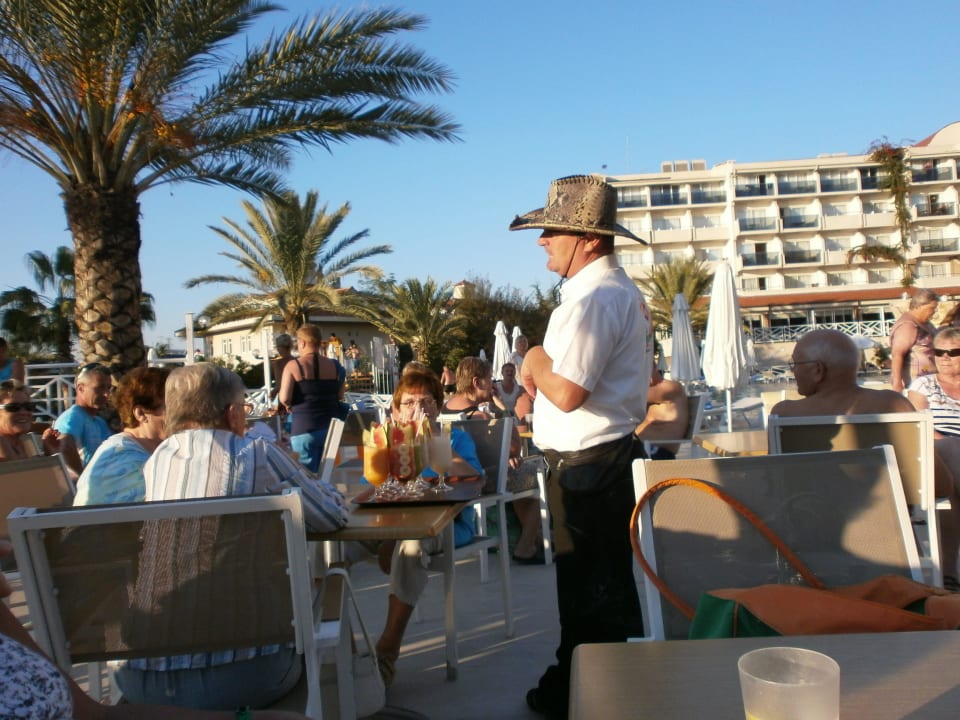 Lecker Lecker Seaden Corolla Hotel