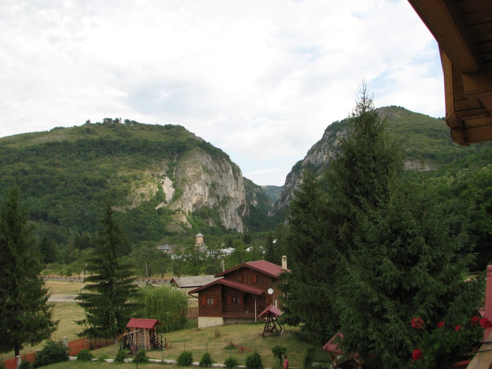 View from our balcony with Oltetului keys and Pologravi Pension Cheile Oltetului