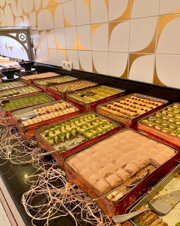 Gastro Xanadu Resort Hotel