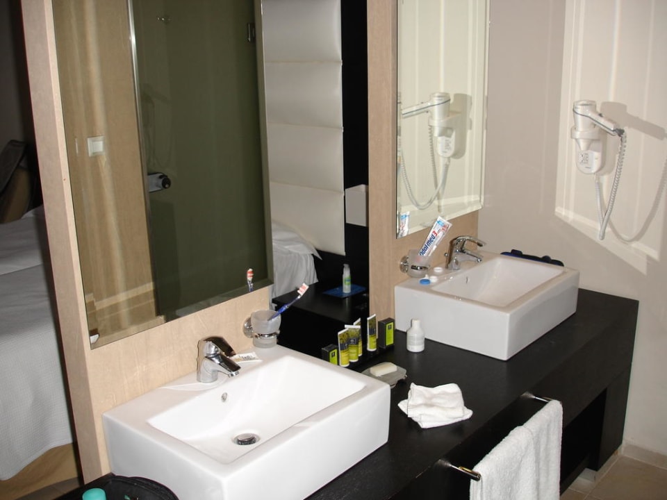 Offenes bad, beleuchtung eher schlecht TUI BLUE Palazzo del Mare