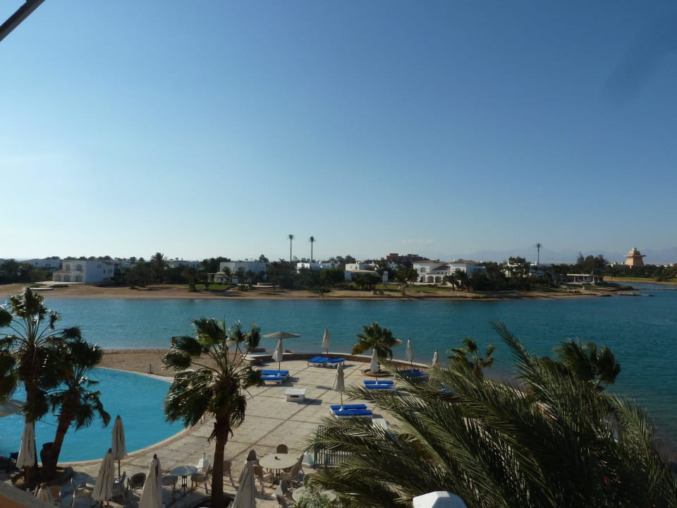Blick vom Balkon Mövenpick Resort & Spa El Gouna