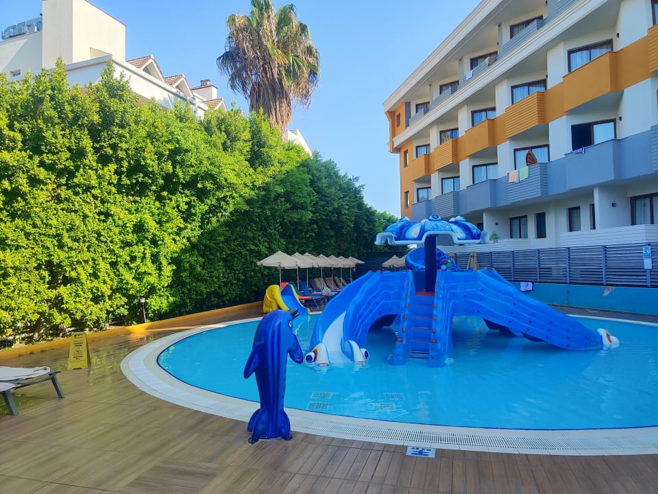 Pool Hane Family Resort