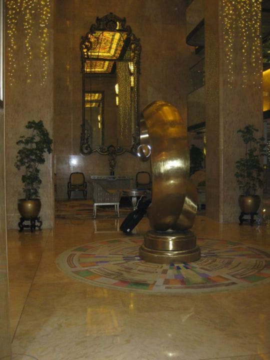 Lobby Regal Kowloon Hotel