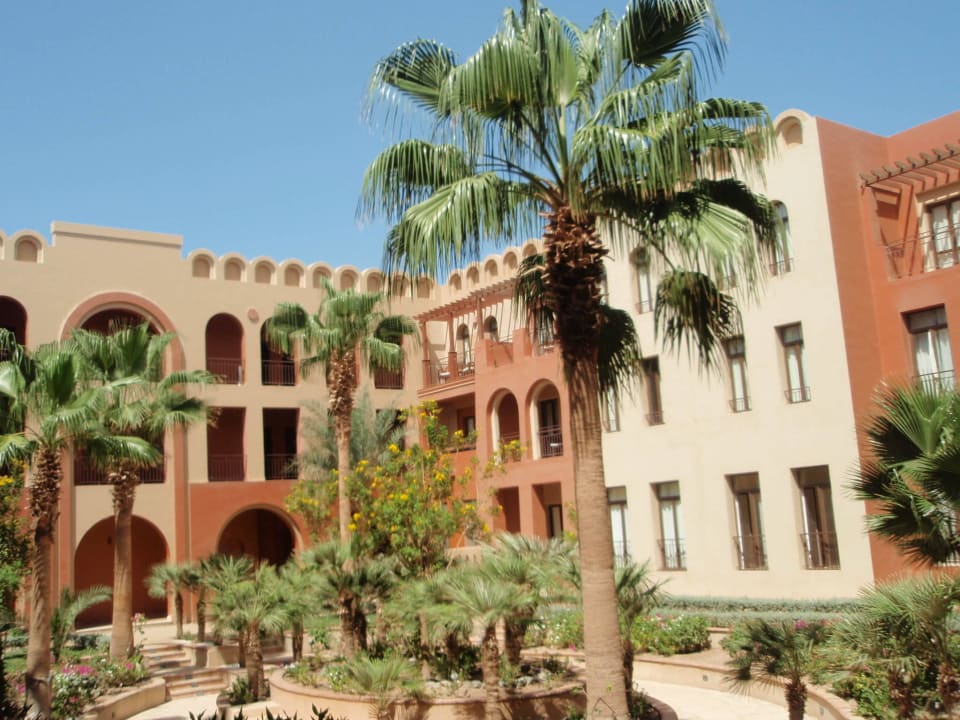 Innenhof Hotel Three Corners Ocean View prestige - Adults only