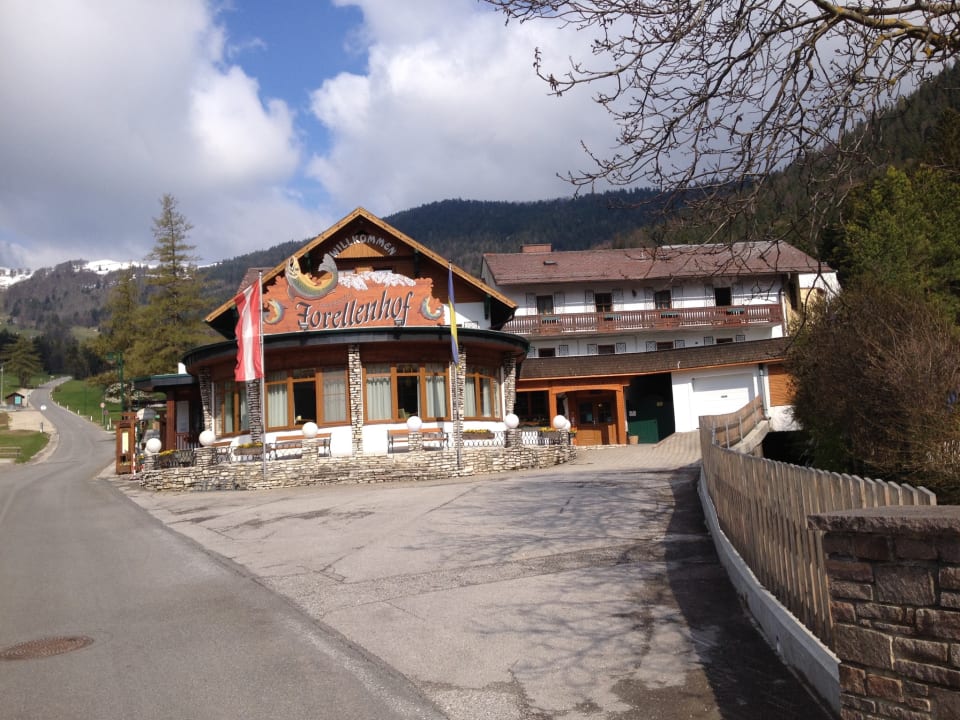 "Außenansicht" Hotel Forellenhof (Puchberg Am Schneeberg ...