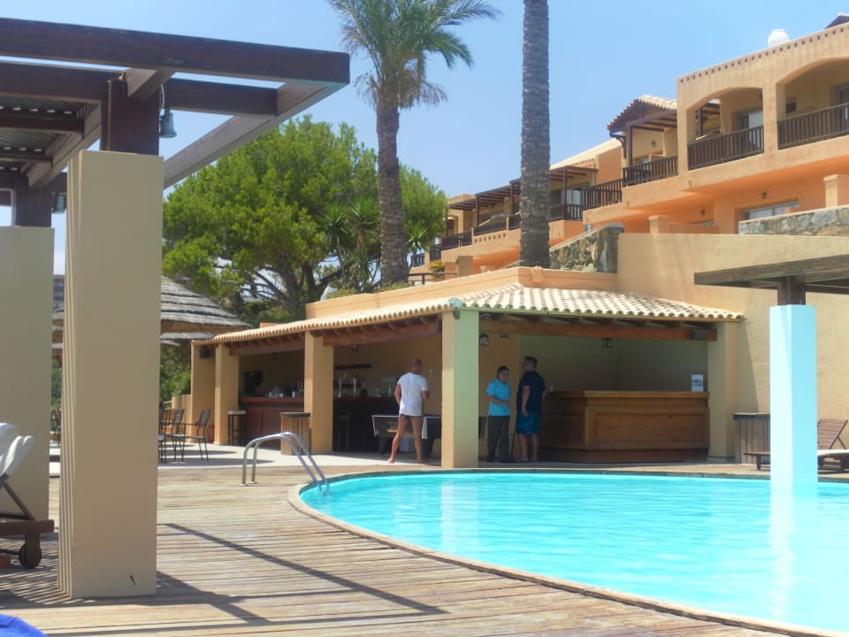 Der ruhige Poolbereich Seaside A Lifestyle Resort