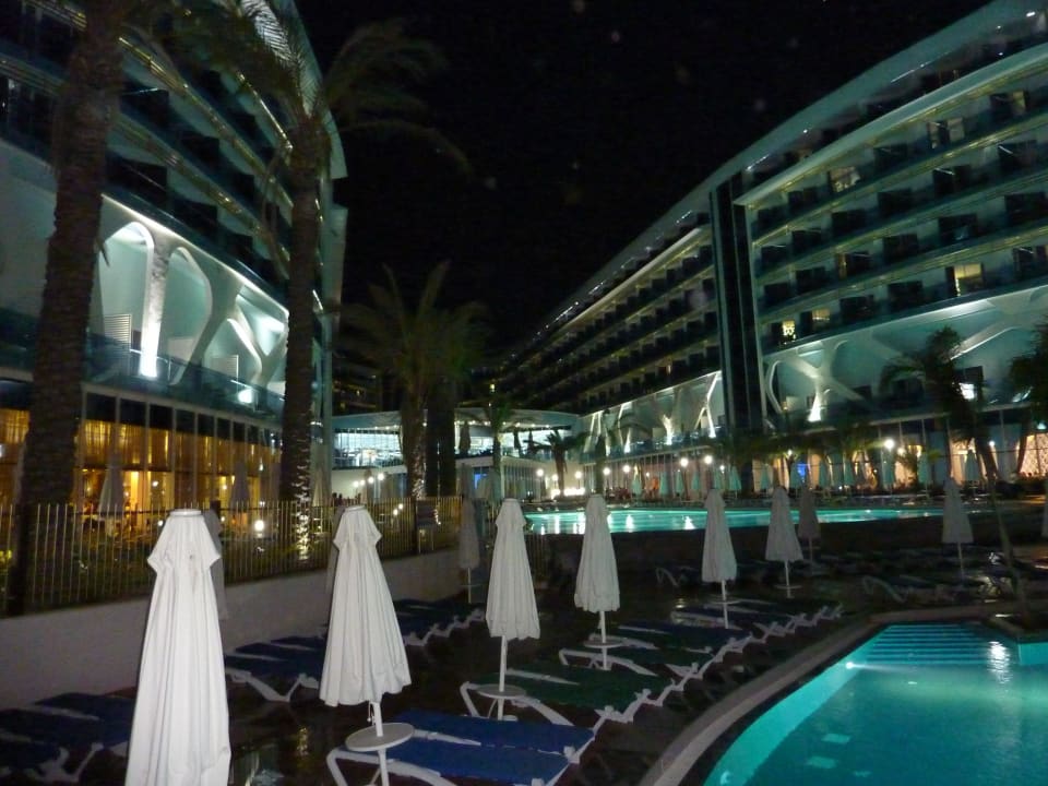 Abends Vikingen Infinity Resort & Spa