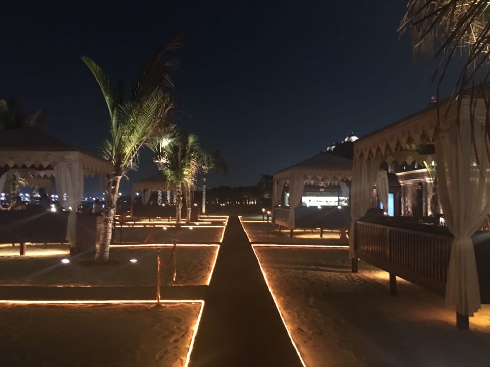 Strand Emirates Palace Mandarin Oriental