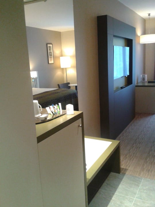 Entrance of room Best Western Plus Paris Meudon Ermitage