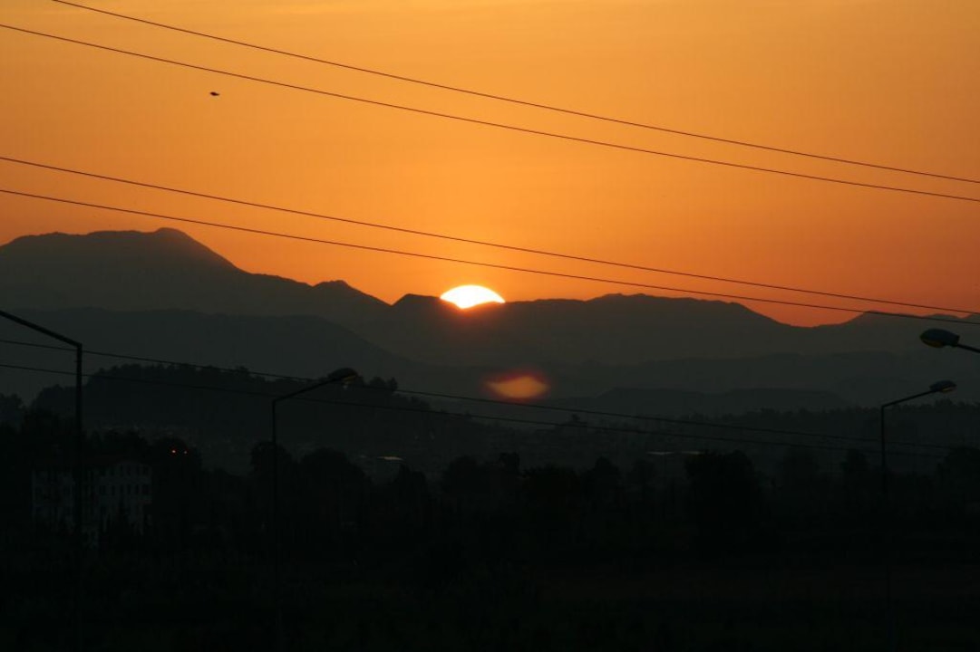 Sonnen aufgang in der Türkei vom Hotel aufgenommen Hane Family Resort