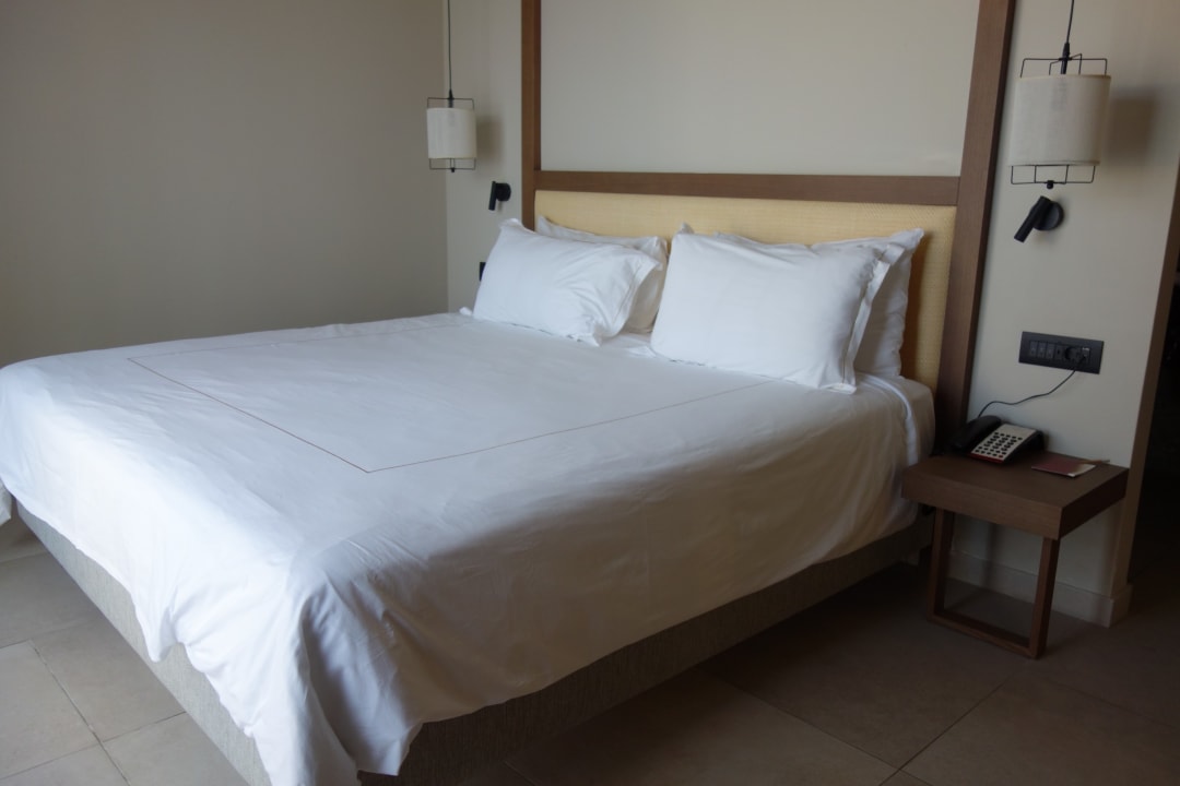 Zimmer The Royal Senses Resort, Curio Collection by Hilton
