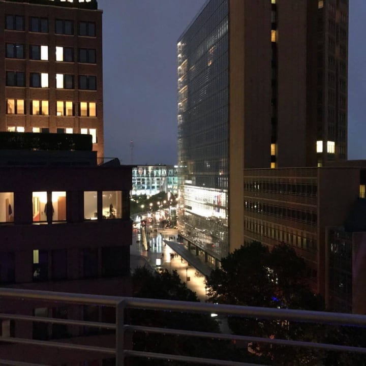 Blick vom Balkon The Mandala Hotel