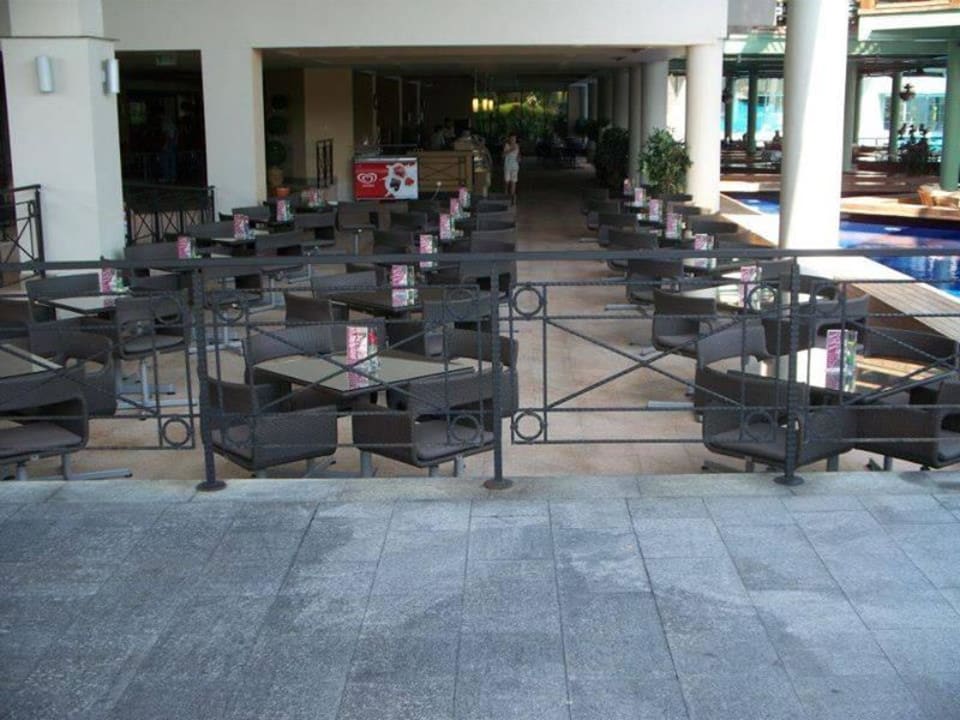 - Limak Lara Deluxe Hotel & Resort