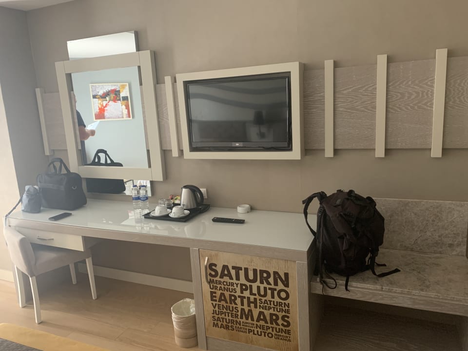 Zimmer Saturn Palace Resort Hotel