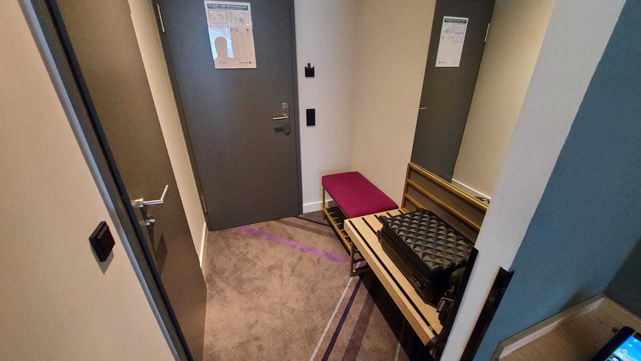 Zimmer Premier Inn Saarbrücken City Centre