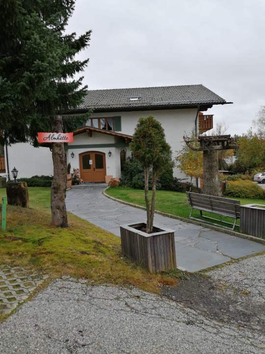 Außenansicht Landgasthof ZUR NEUEN POST