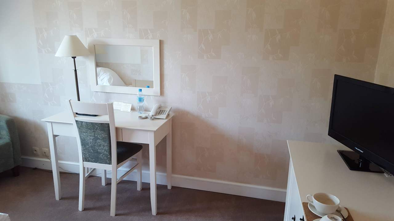 Dalsza część małego pokoju. Hotel Termy Medical Warmia Park