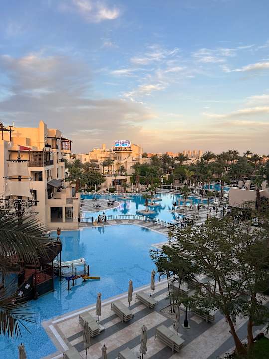 Pool Steigenberger Aqua Magic