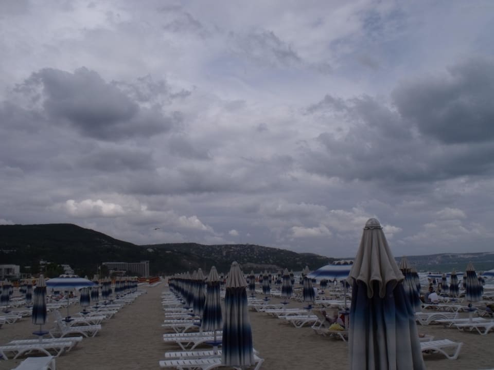 Piękna,szeroka plaża Ralitsa Aqua Club