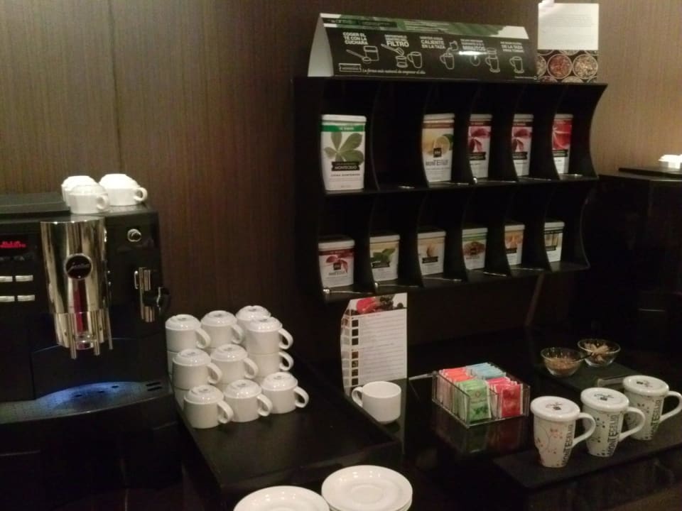 Tee- und Kaffeeangebot NH Ciudad de Valencia
