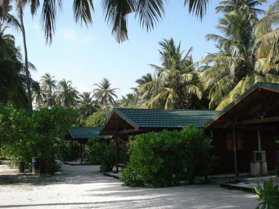 Villen an der Atoll - Außenseite Meeru Maldives Resort Island