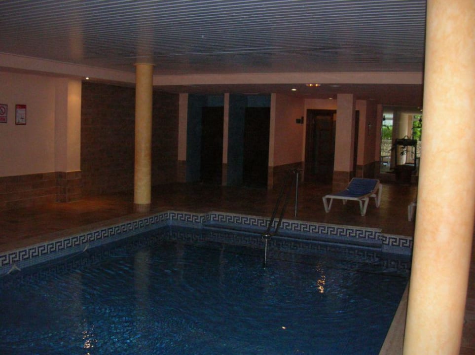 Hallenbad Prinsotel La Dorada