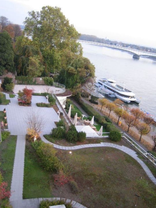 Hotel Königshof, Blick auf die Terrassen Ameron Hotel Königshof