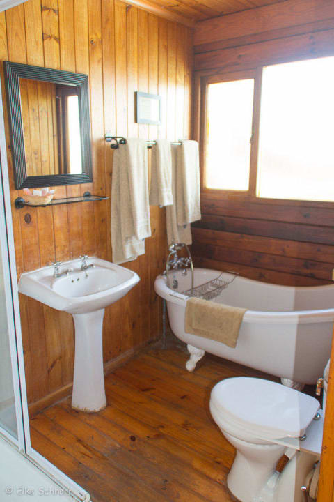 Bad Kariega Game Reserve