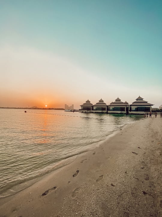 Strand Anantara The Palm Dubai Resort