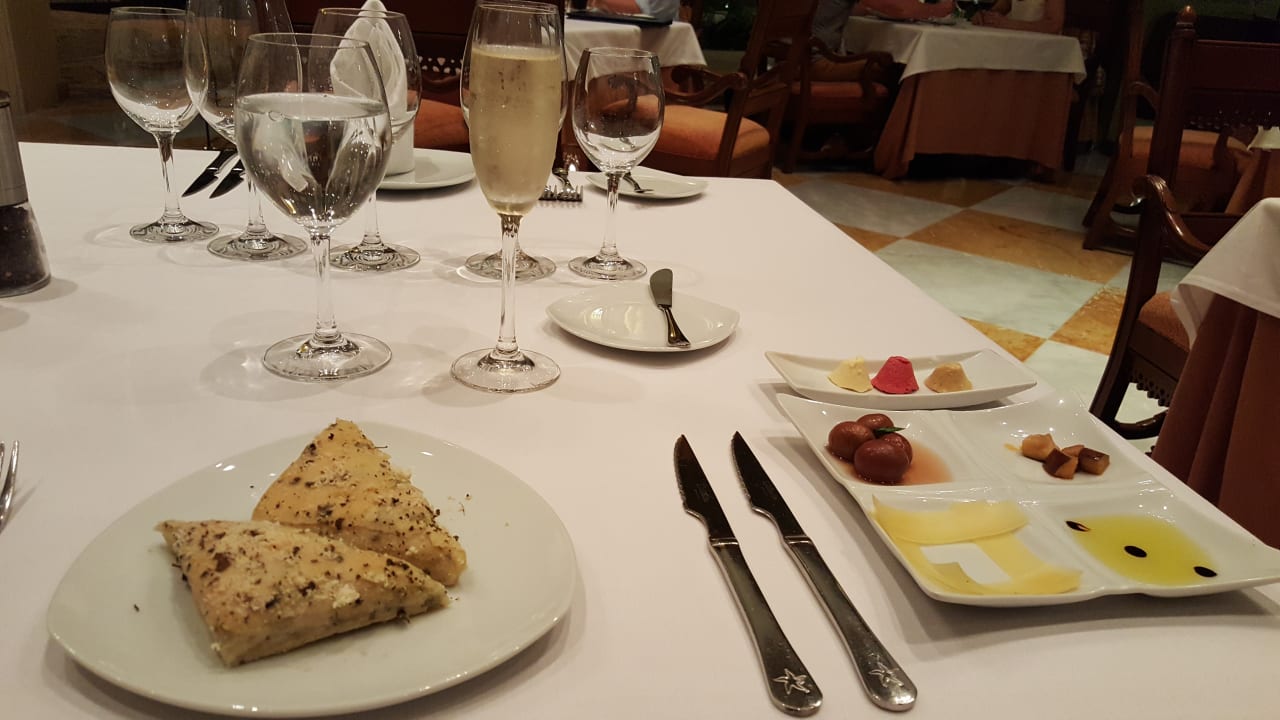 Restaurant JOIA Paraiso by Iberostar