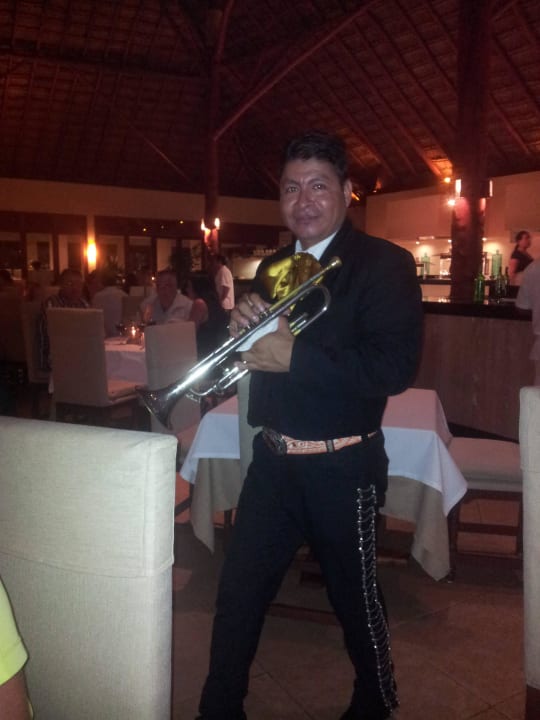 Mariachi Akumal Bay Beach & Wellness Resort