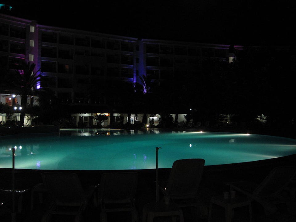 Beleuchtete Poolanlage Top Hotel
