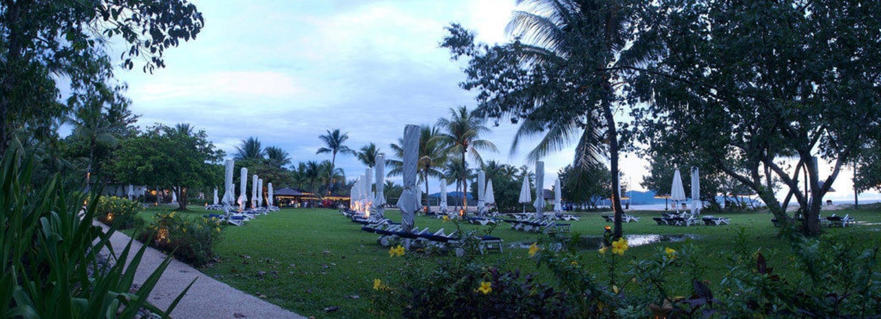 Liegewiese Shangri-La's Rasa Ria Resort & Spa