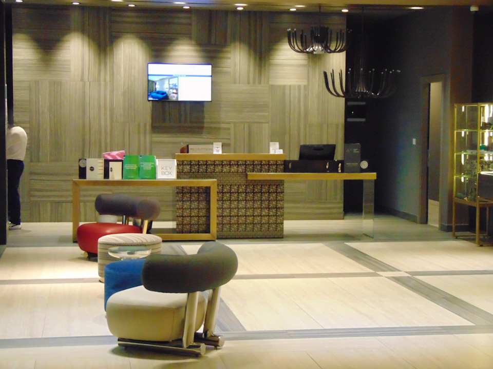 Lobby Mercure Almaty City Center