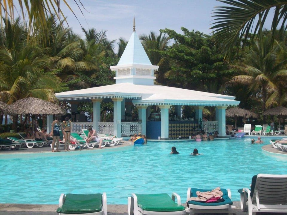 Pool Senator Puerto Plata Hotel