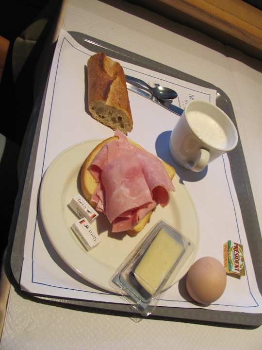 Frühstück Hotel Median Paris Porte de Versailles