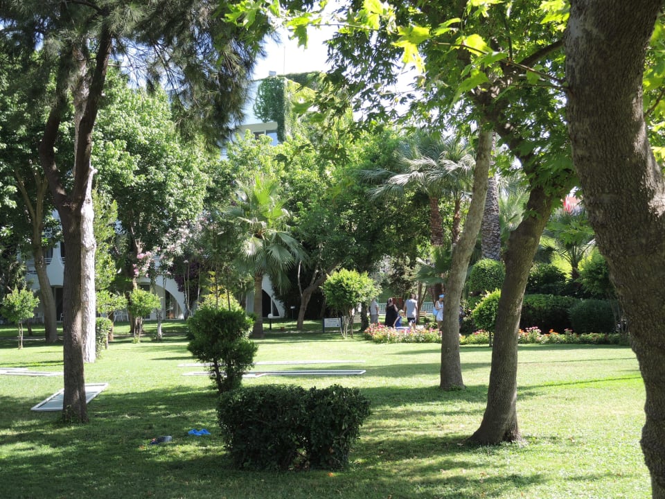 Sehr gepflegter Garten Labranda Alantur Resort